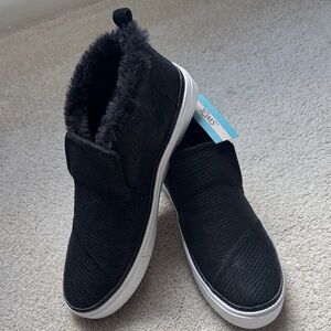 Toms Paxton Black Faux Fur Lizard Embossed Leather Slip-On Sneaker Booties 9.5